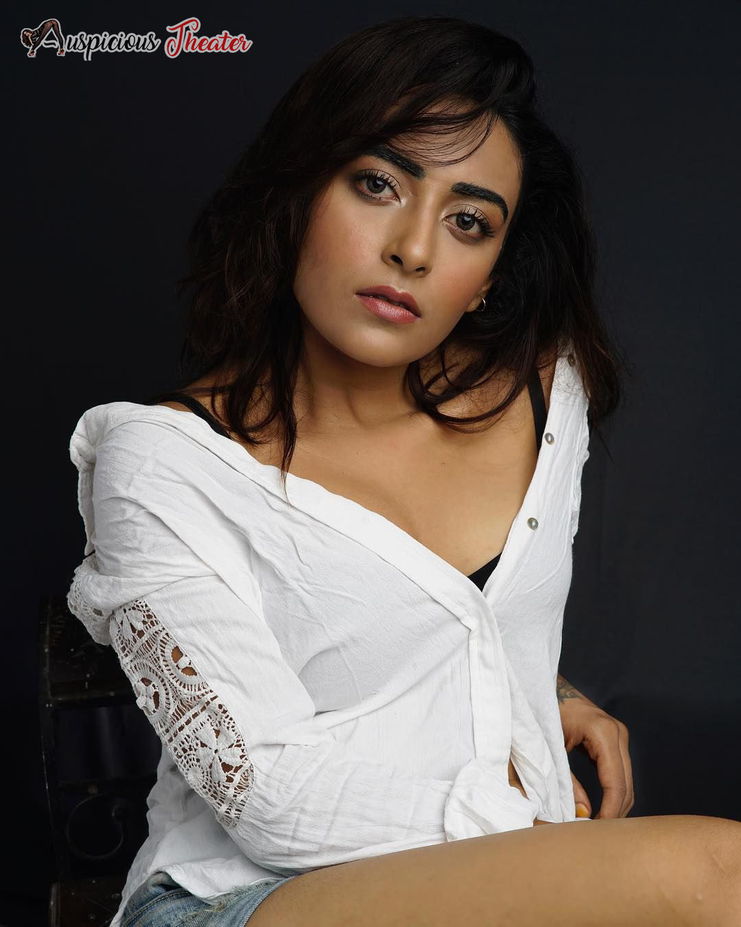 Hot Jinal Joshi HD images - Bikini photos Jinal Joshi - swimwear photos of Jinal Joshi - glamours Jinal Joshi photos - cleavage photos of Jinal Joshi