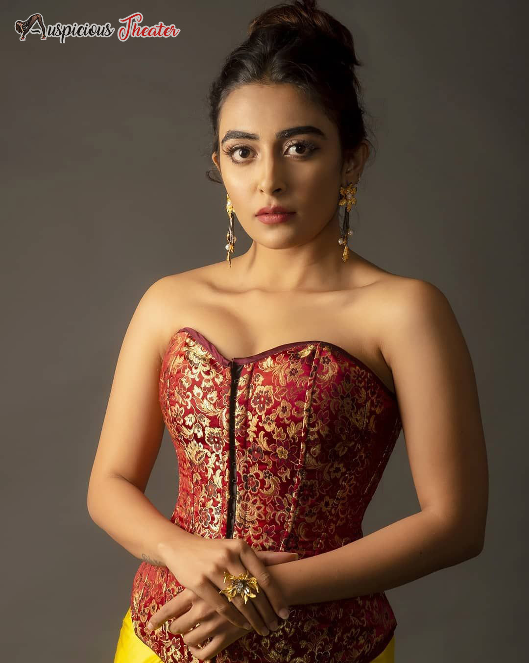 Hot Jinal Joshi HD images - Bikini photos Jinal Joshi - swimwear photos of Jinal Joshi - glamours Jinal Joshi photos - cleavage photos of Jinal Joshi