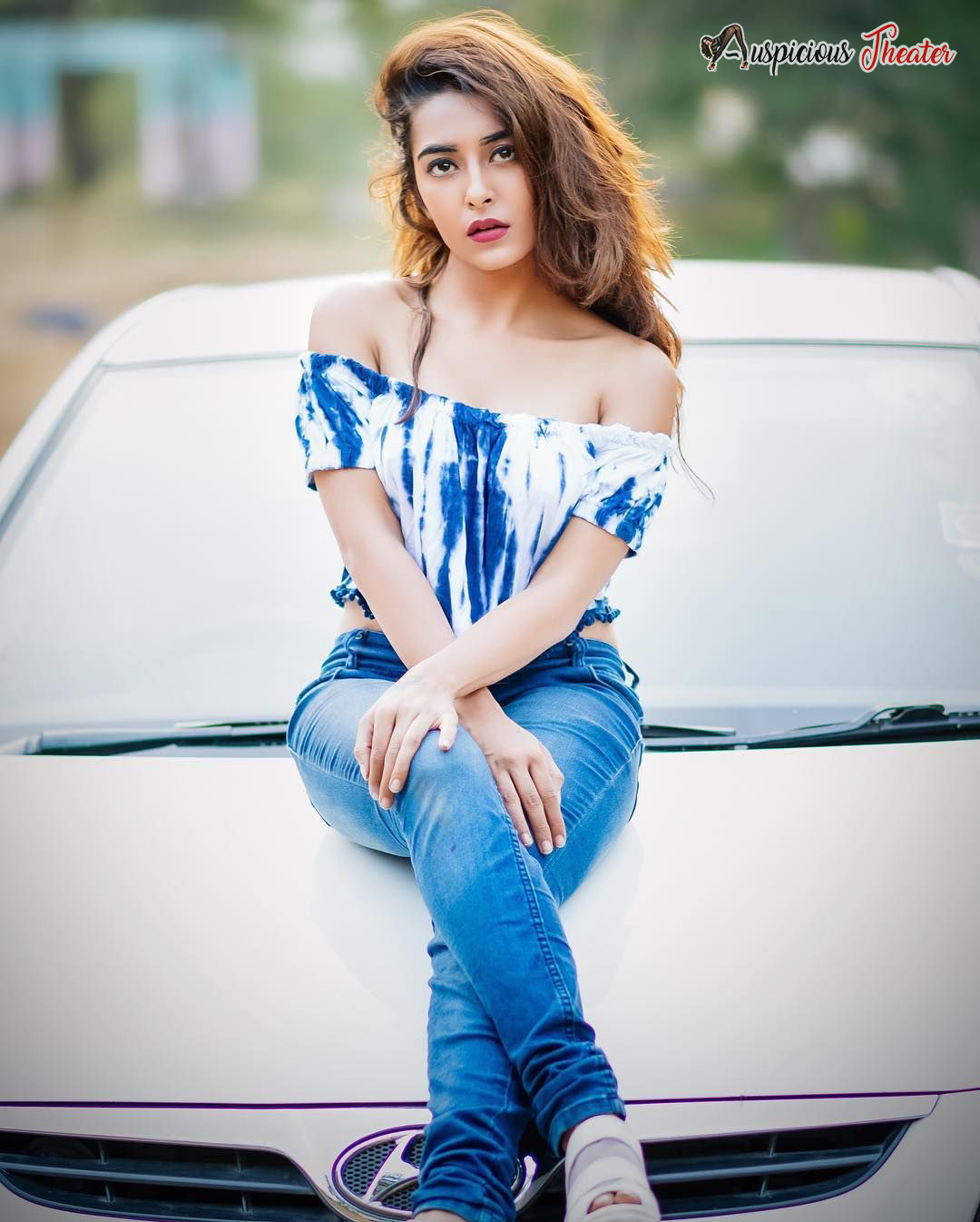 Hot Jinal Joshi HD images - Bikini photos Jinal Joshi - swimwear photos of Jinal Joshi - glamours Jinal Joshi photos - cleavage photos of Jinal Joshi