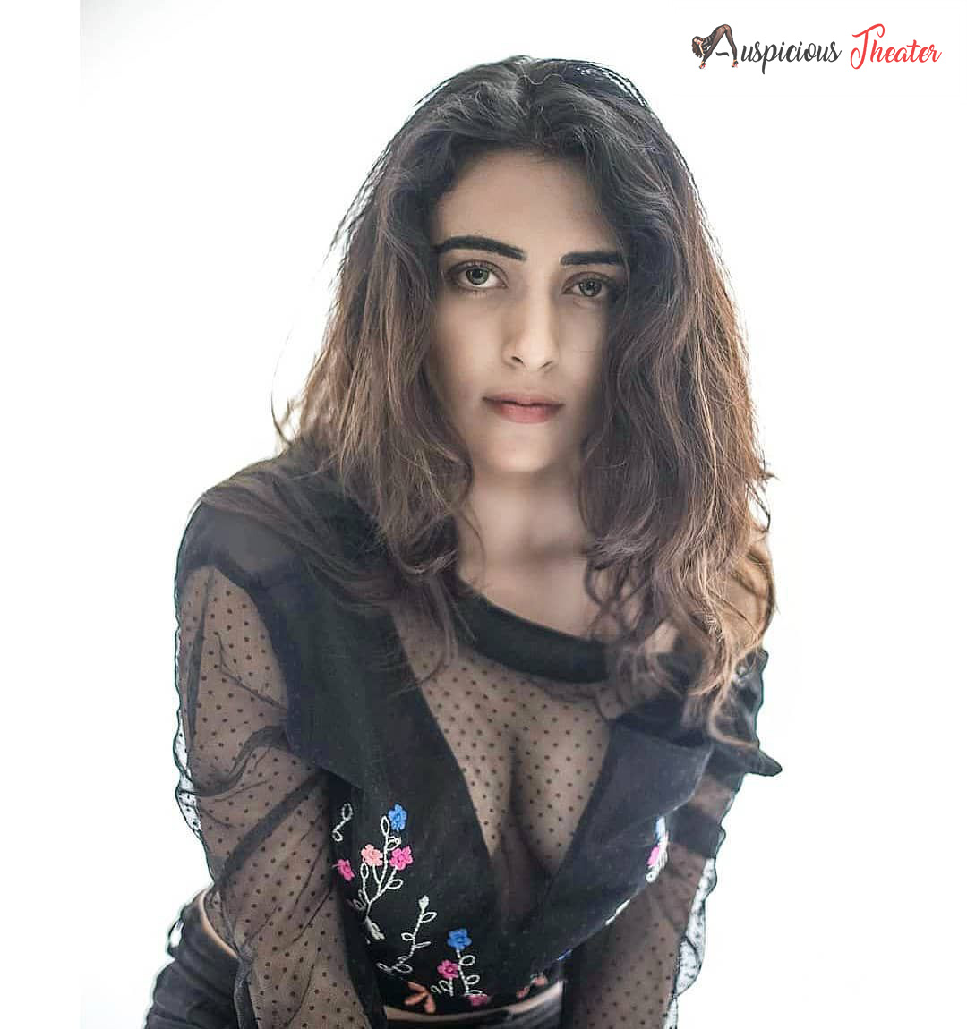 Hot Jinal Joshi HD images - Bikini photos Jinal Joshi - swimwear photos of Jinal Joshi - glamours Jinal Joshi photos - cleavage photos of Jinal Joshi