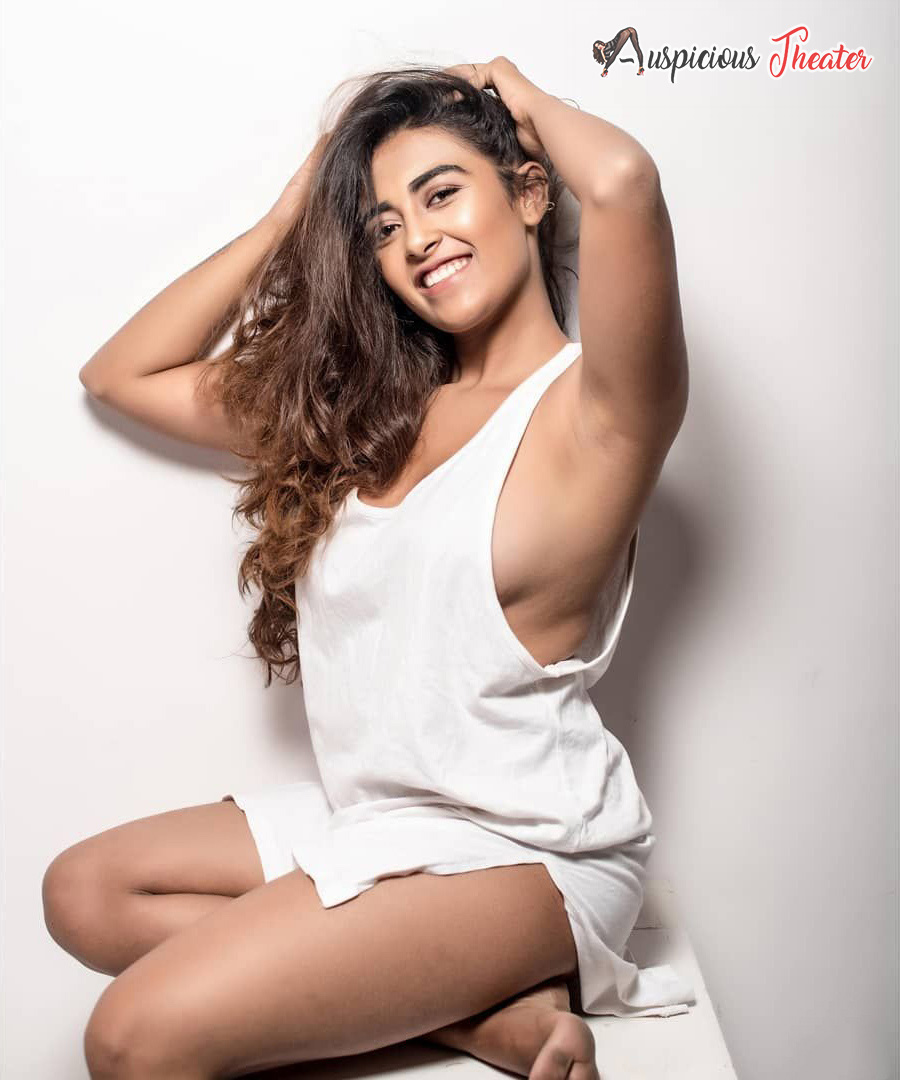 Hot Jinal Joshi HD images - Bikini photos Jinal Joshi - swimwear photos of Jinal Joshi - glamours Jinal Joshi photos - cleavage photos of Jinal Joshi