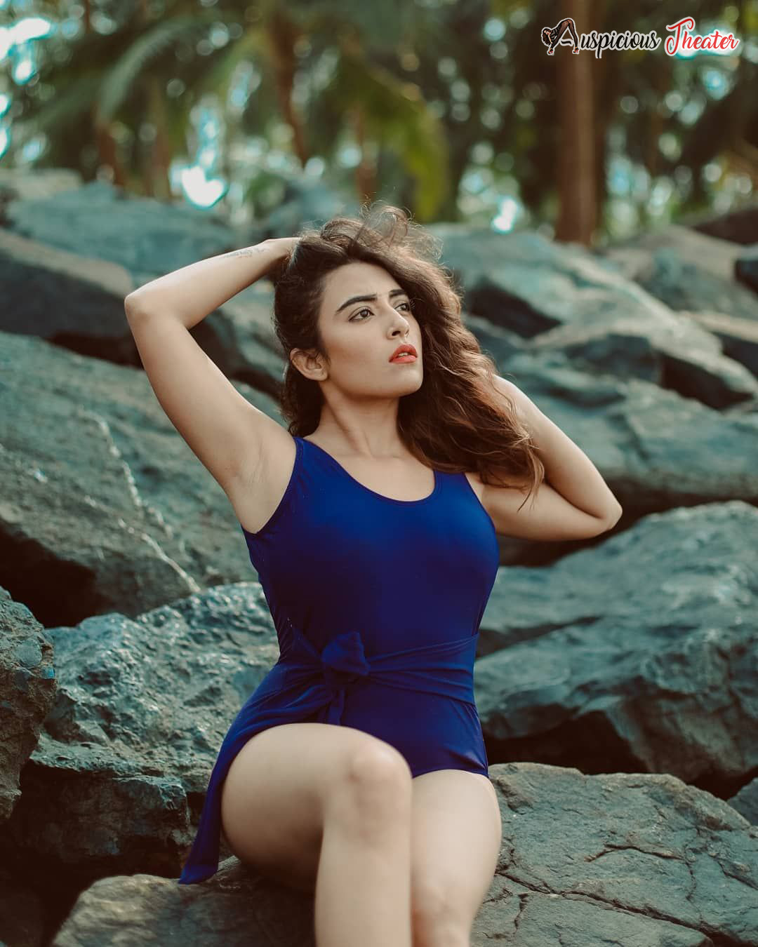 Hot Jinal Joshi HD images - Bikini photos Jinal Joshi - swimwear photos of Jinal Joshi - glamours Jinal Joshi photos - cleavage photos of Jinal Joshi