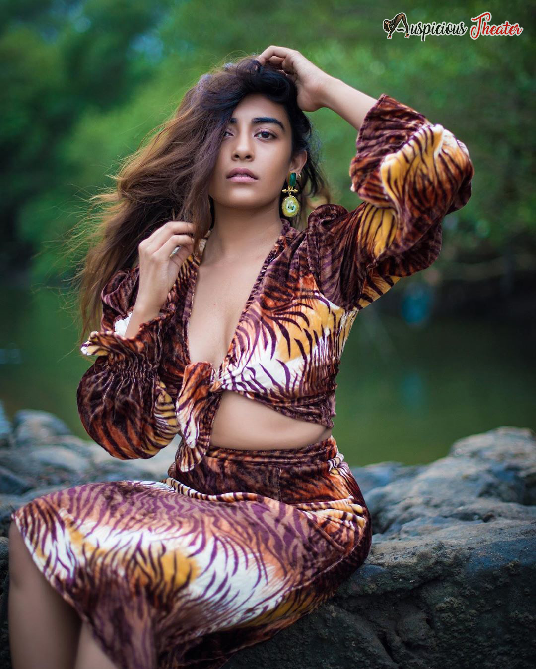 Hot Jinal Joshi HD images - Bikini photos Jinal Joshi - swimwear photos of Jinal Joshi - glamours Jinal Joshi photos - cleavage photos of Jinal Joshi