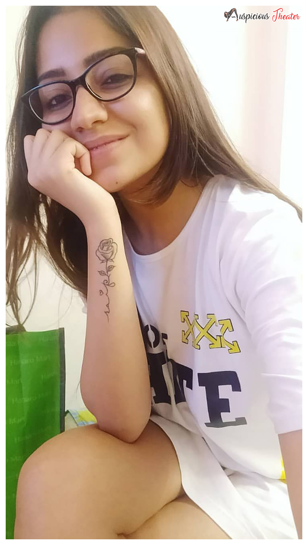 Symran Sexy HD Photos - Symran Instagram Model - Sexy Model on Instagram - Hot Instagram Model Symran - Sexy Girls On Instagram - Social Media Fame symran - Sexy Model on Social Media