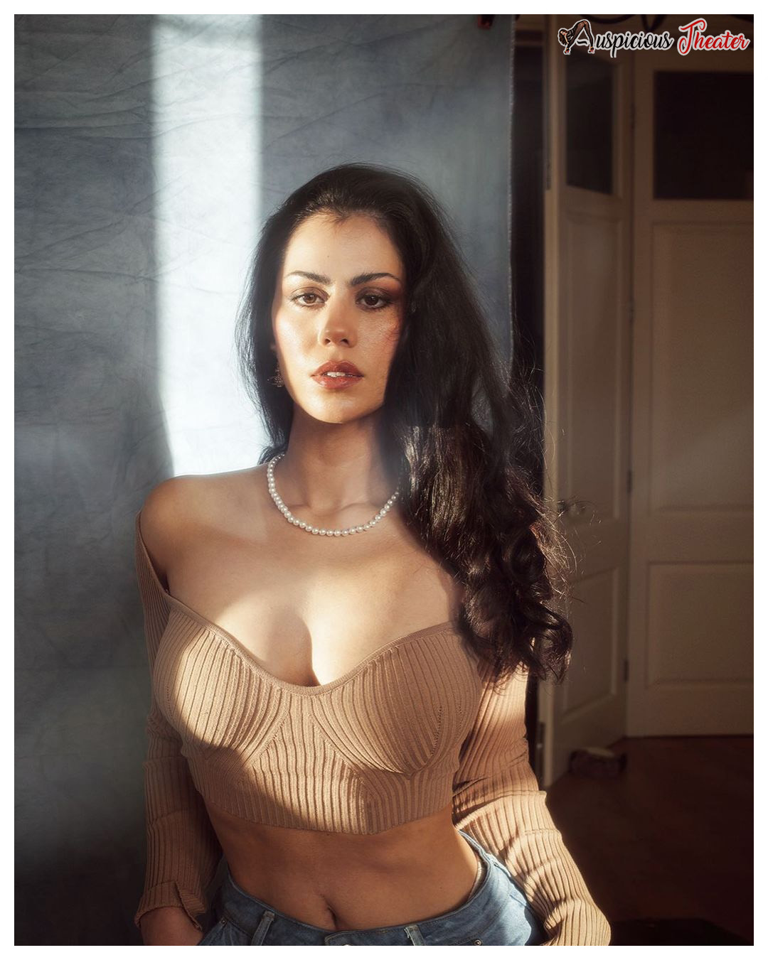 Hot UK Models - Jasmine Jardot - Jasmine Jardot Nude - Sexy UK Models - Hot UK Actress - Uk hot - Uk model female - England models female 