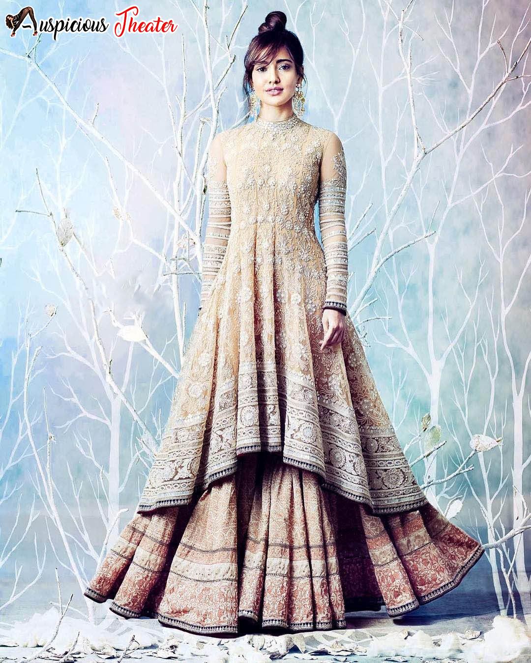 Neha Sharma Nude - Neha Sharma Instagram - Sexy Women of India - Hottest Women in India - Indian Sexy Lady - Indian Sexy Female - Auspicious Theater