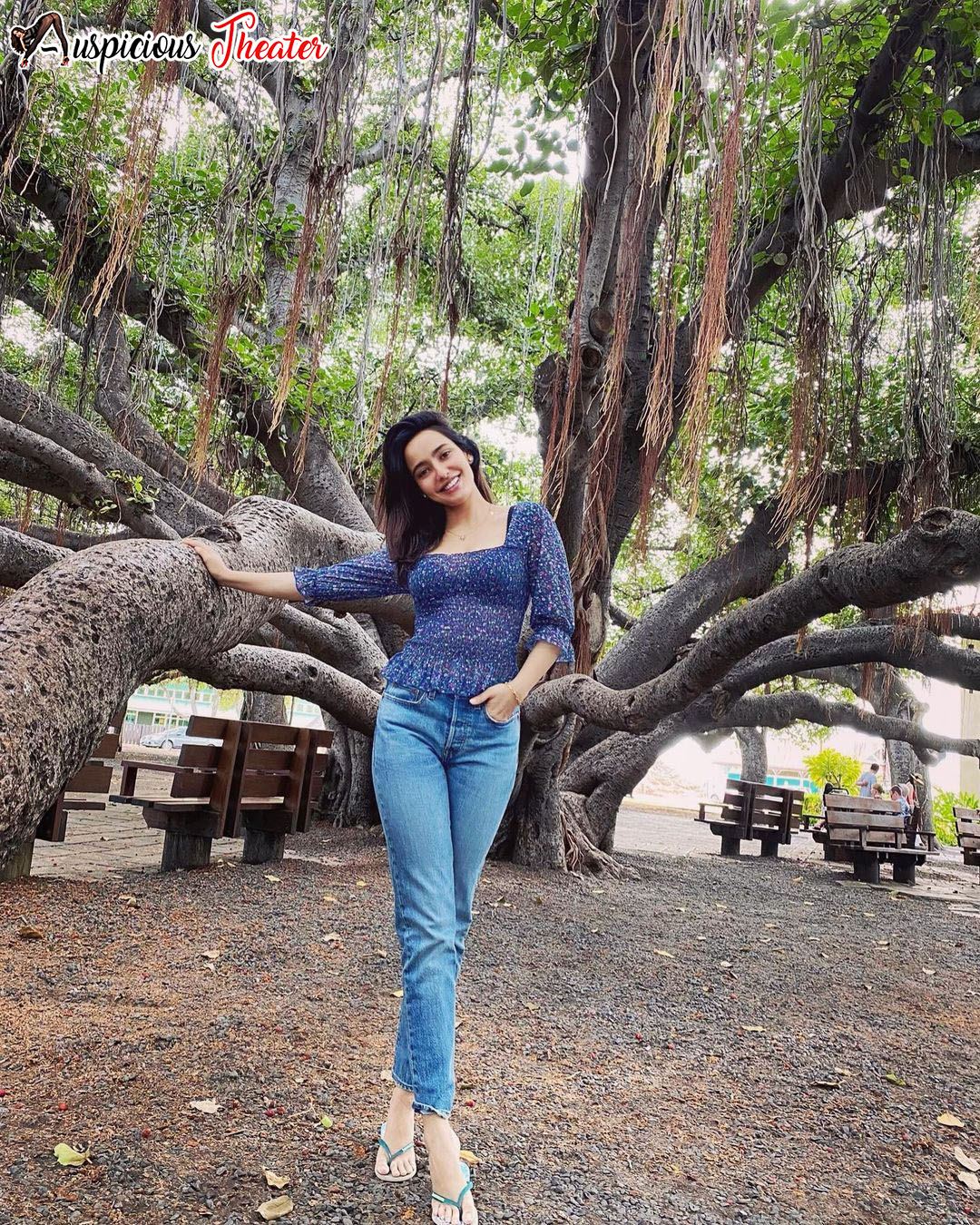 Neha Sharma Nude - Neha Sharma Instagram - Sexy Women of India - Hottest Women in India - Indian Sexy Lady - Indian Sexy Female - Auspicious Theater