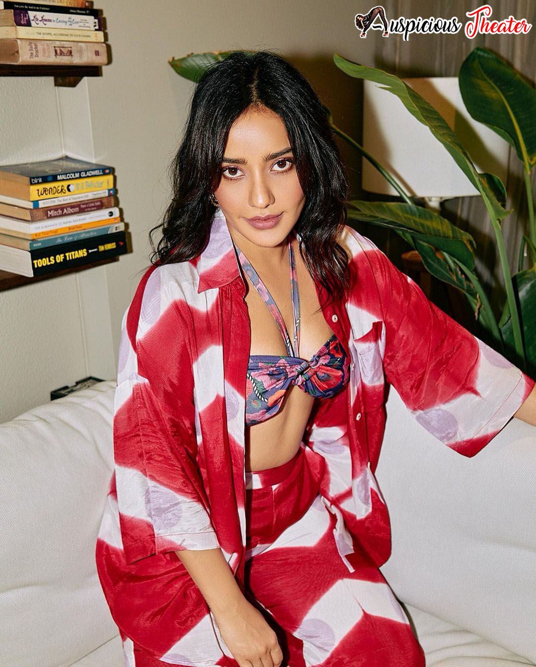 Neha Sharma Nude - Neha Sharma Instagram - Sexy Women of India - Hottest Women in India - Indian Sexy Lady - Indian Sexy Female - Auspicious Theater