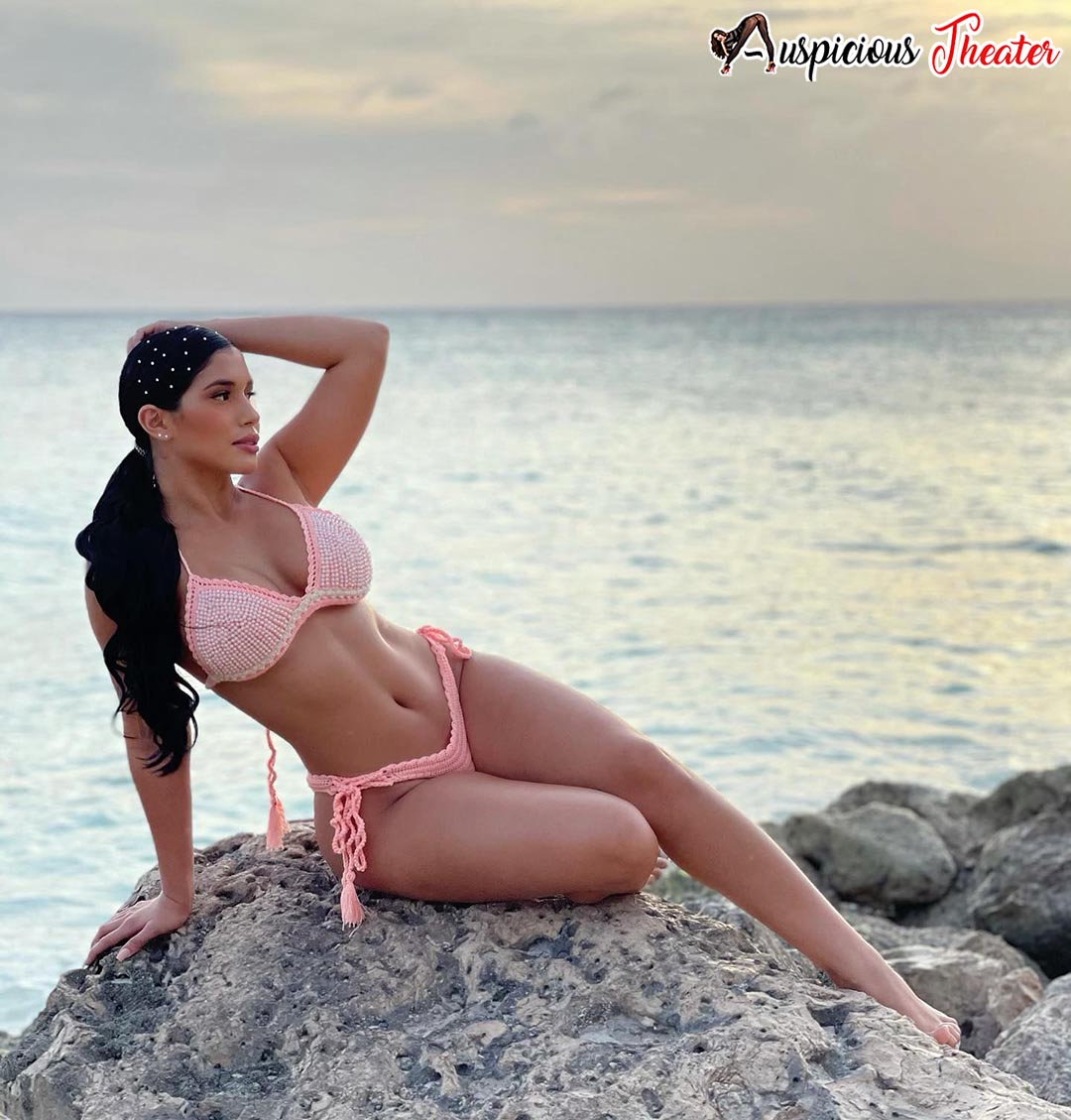 Roxana Ventura Nude | Roxana Ventura Instagram | Venezuela Model | Tiny Bikini Models | Micro Bikini Models | Miami Models