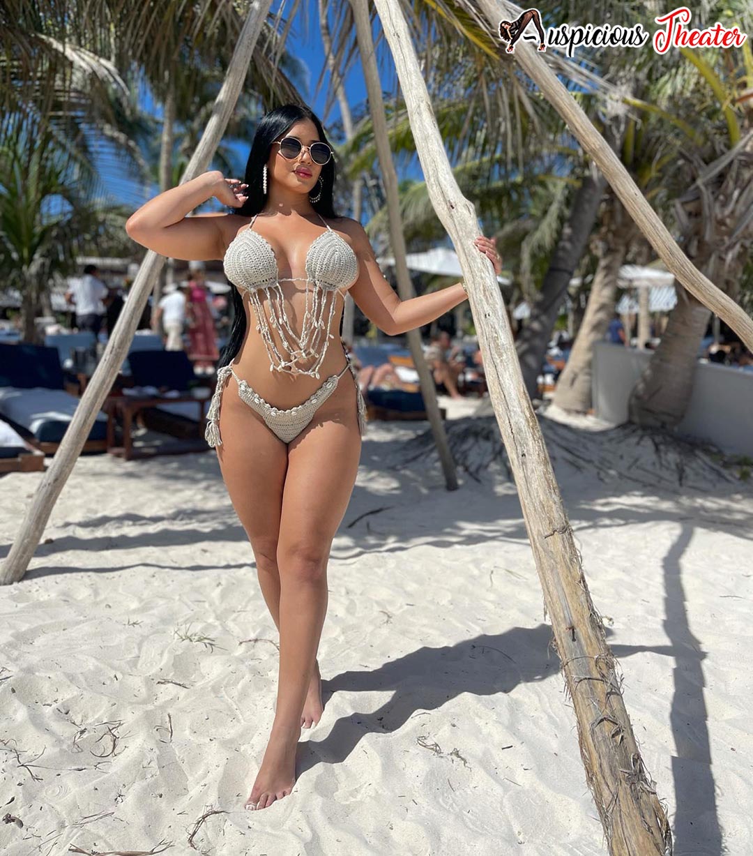 Roxana Ventura Nude | Roxana Ventura Instagram | Venezuela Model | Tiny Bikini Models | Micro Bikini Models | Miami Models