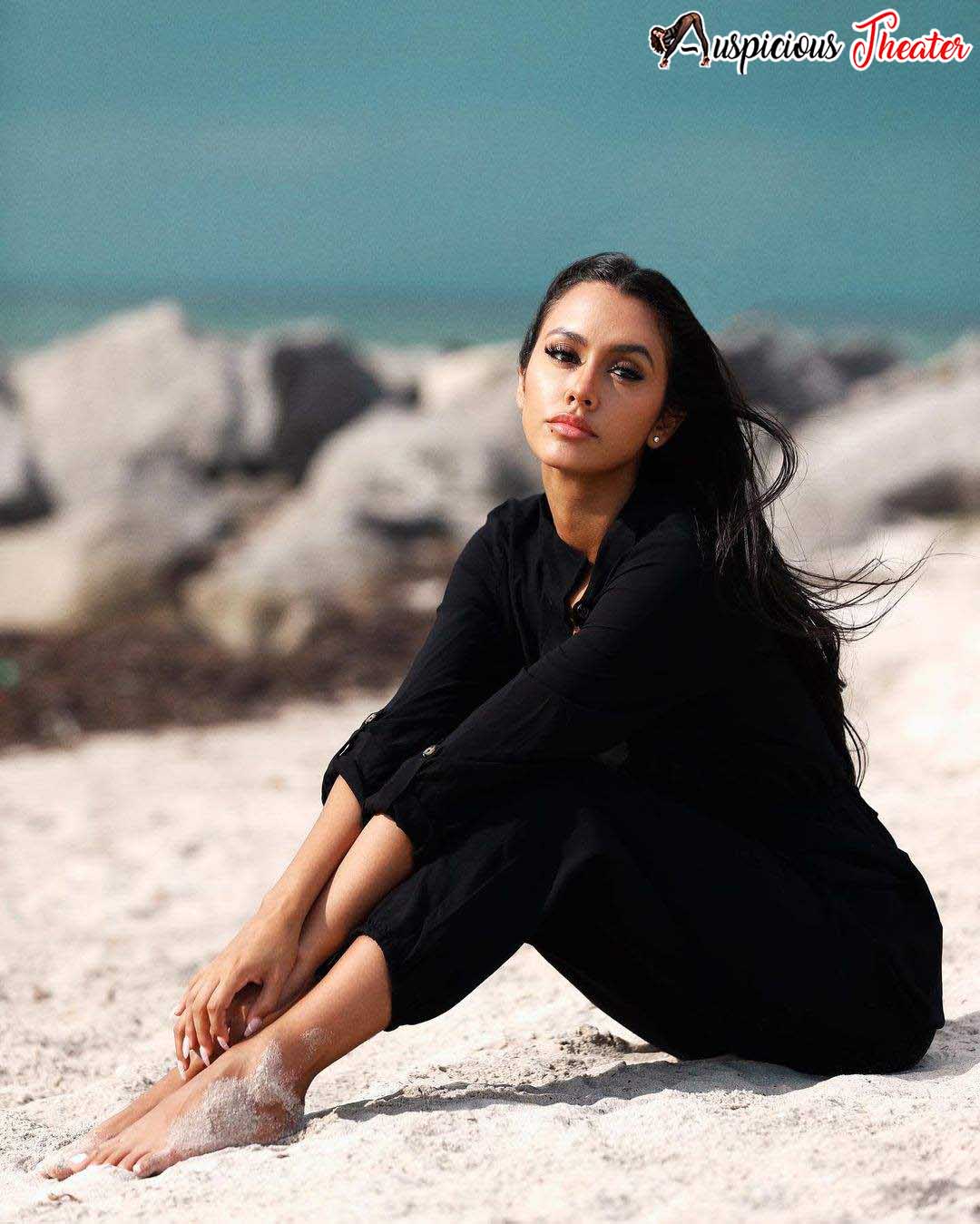 Bikini Model Camila Escribens-Modelos en Bikini | Modelo peruana-Peruvian model Camila Escribens | Auspicious Theater