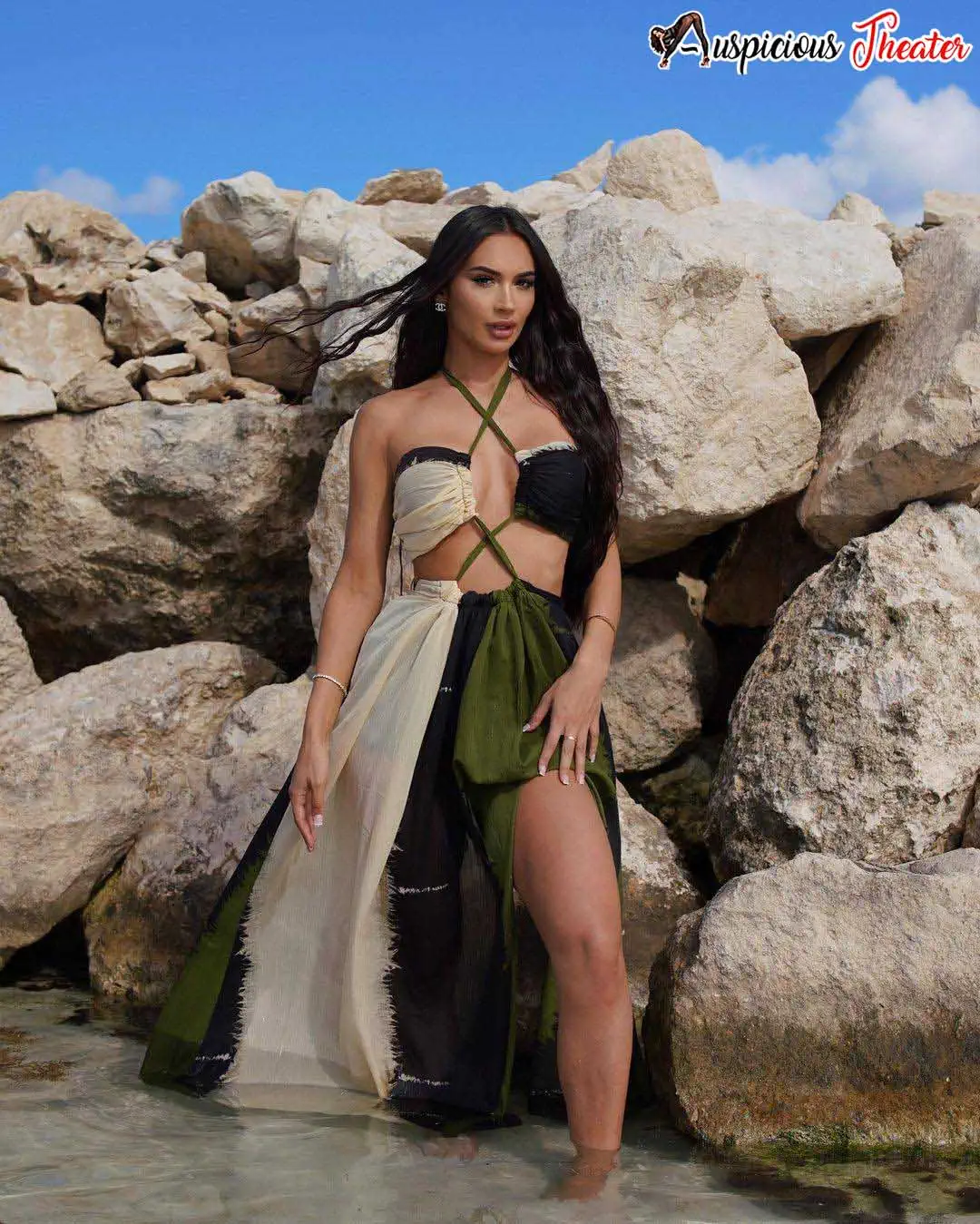 Vanessa Christine - Hot Influencer - Auspicious Theater - Hot Model USA - American Bikini Model - Hot Micro Bikini Models