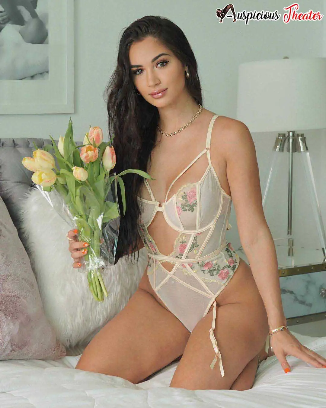 Vanessa Christine - Hot Influencer - Auspicious Theater - Hot Model USA - American Bikini Model - Hot Micro Bikini Models