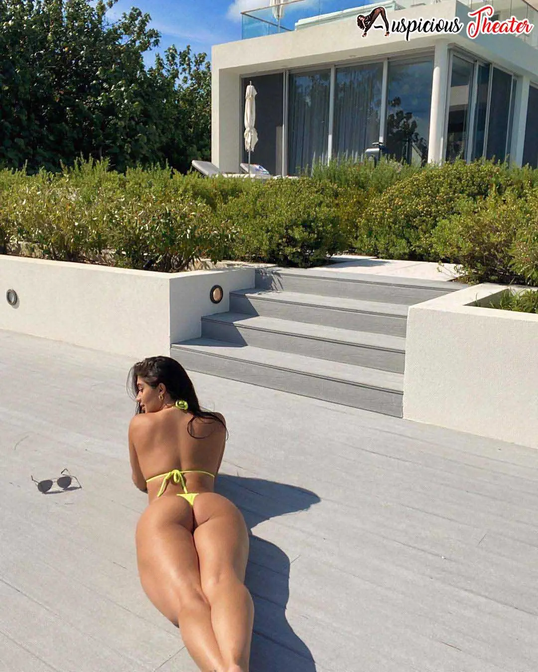 Vanessa Christine - Hot Influencer - Auspicious Theater - Hot Model USA - American Bikini Model - Hot Micro Bikini Models